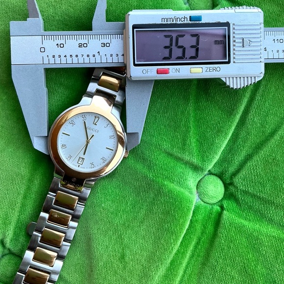 Authentic GUCCI DRESS watch🧡🤍🧡 - Picture 9 of 16